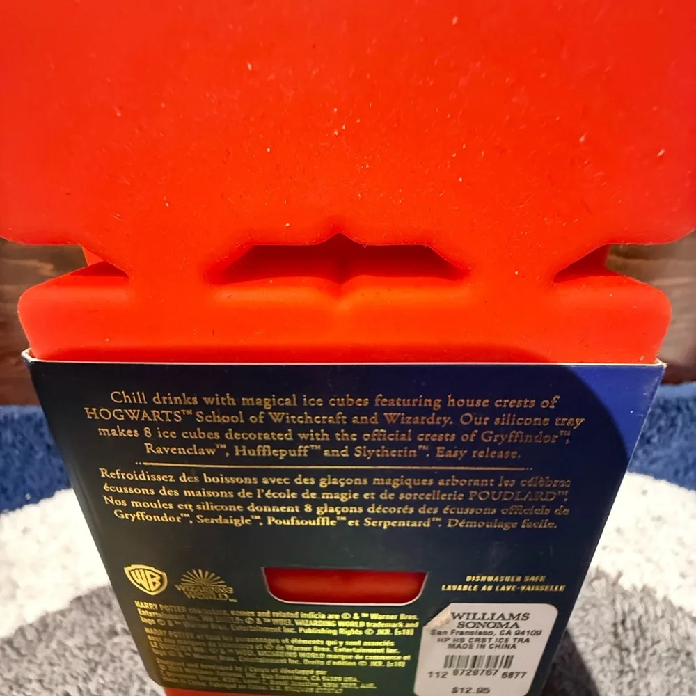 Williams Sonoma Harry Potter House Crest Ice Tray - Red and Blue